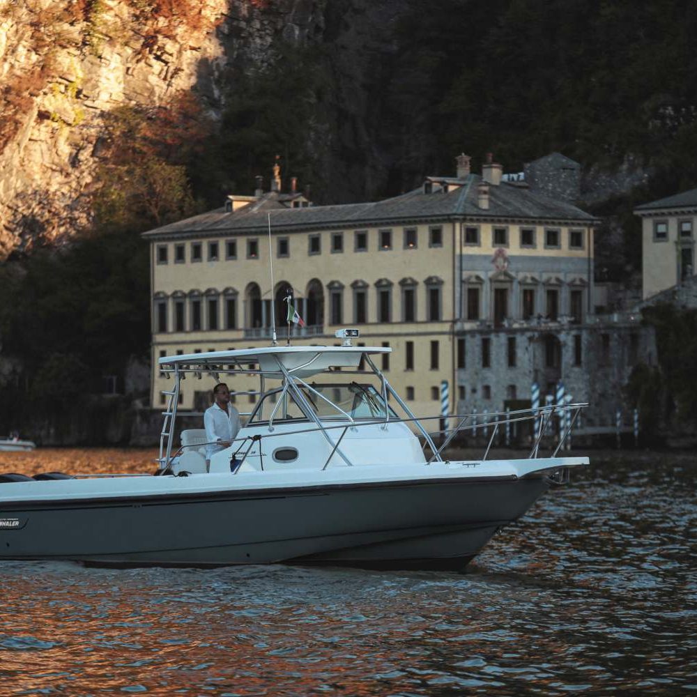 Breakfast on board - Start your day on Lake Como. Boat tour up to 10 people